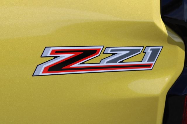 Used 2023 Chevrolet Colorado Z71 w/ Z71 Convenience Package 2 AWD/4WD image 13