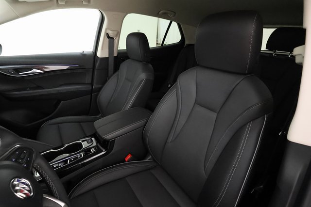 Used 2023 Buick Envision Essence image 12