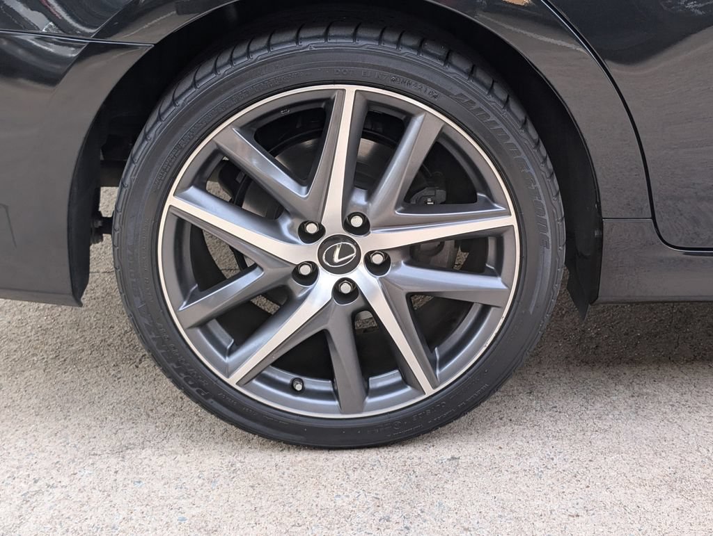 Used 2018 Lexus GS 350 F Sport RWD image 3