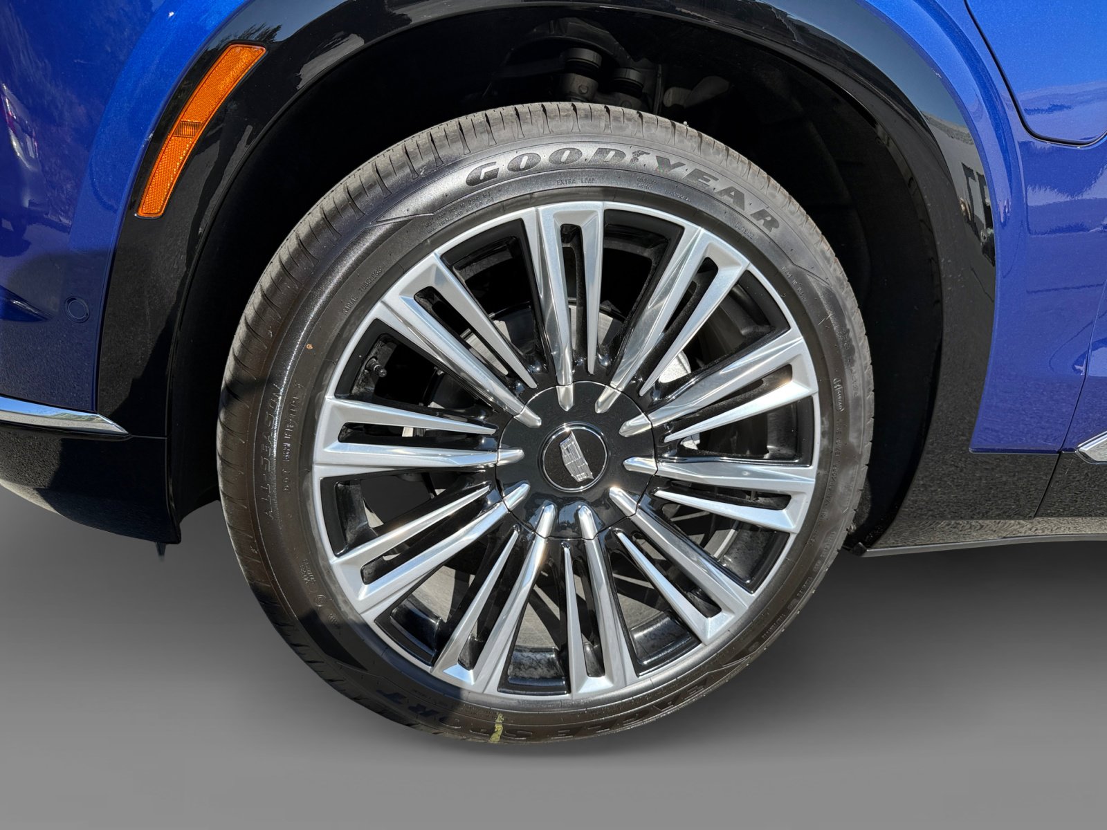 New 2026 Cadillac Vistiq Premium Luxury image 9