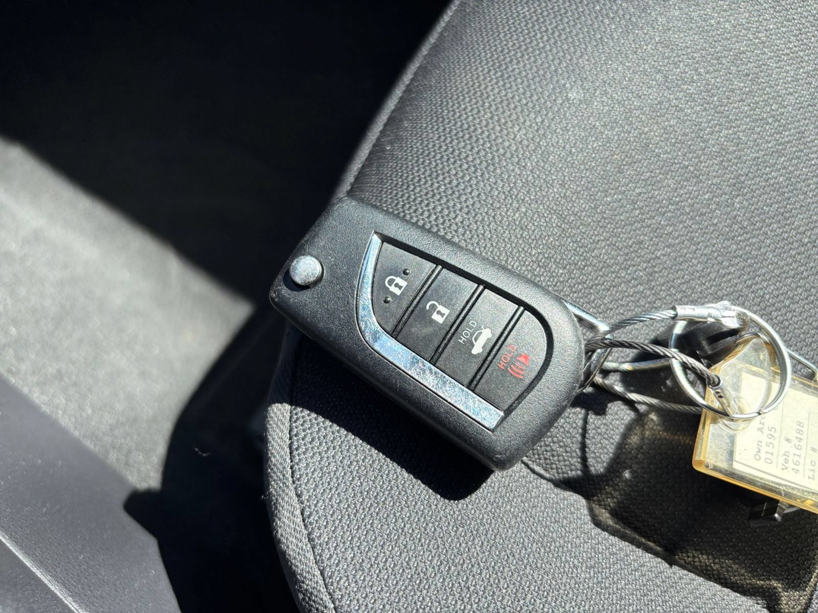 Used 2025 Toyota Corolla LE FWD image 21