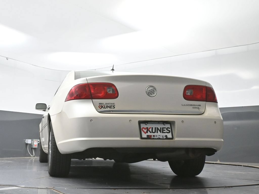 Used 2008 Buick Lucerne CXL w/ Ultra Confidence Package FWD image 47