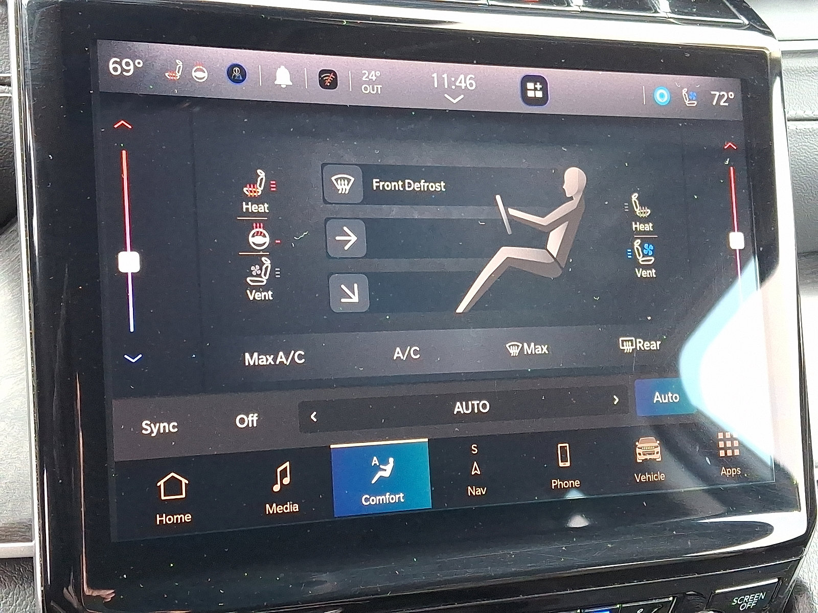 Used 2023 Jeep Grand Cherokee Limited w/ Luxury Tech Group II image 17