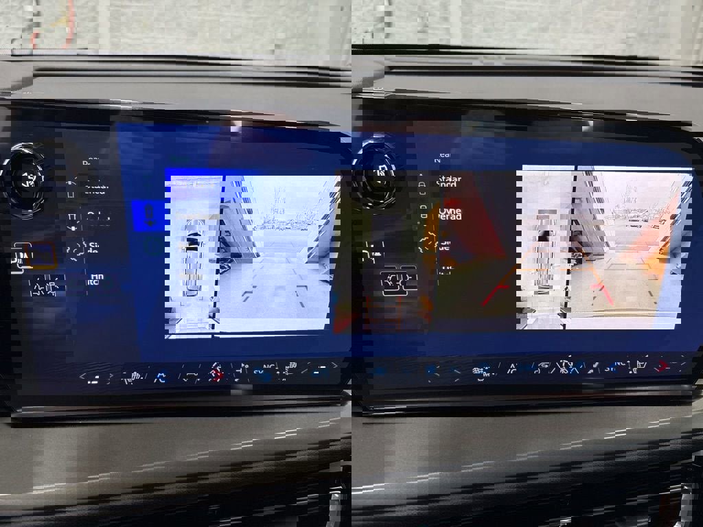 New 2026 Chevrolet Traverse LT AWD/4WD image 38