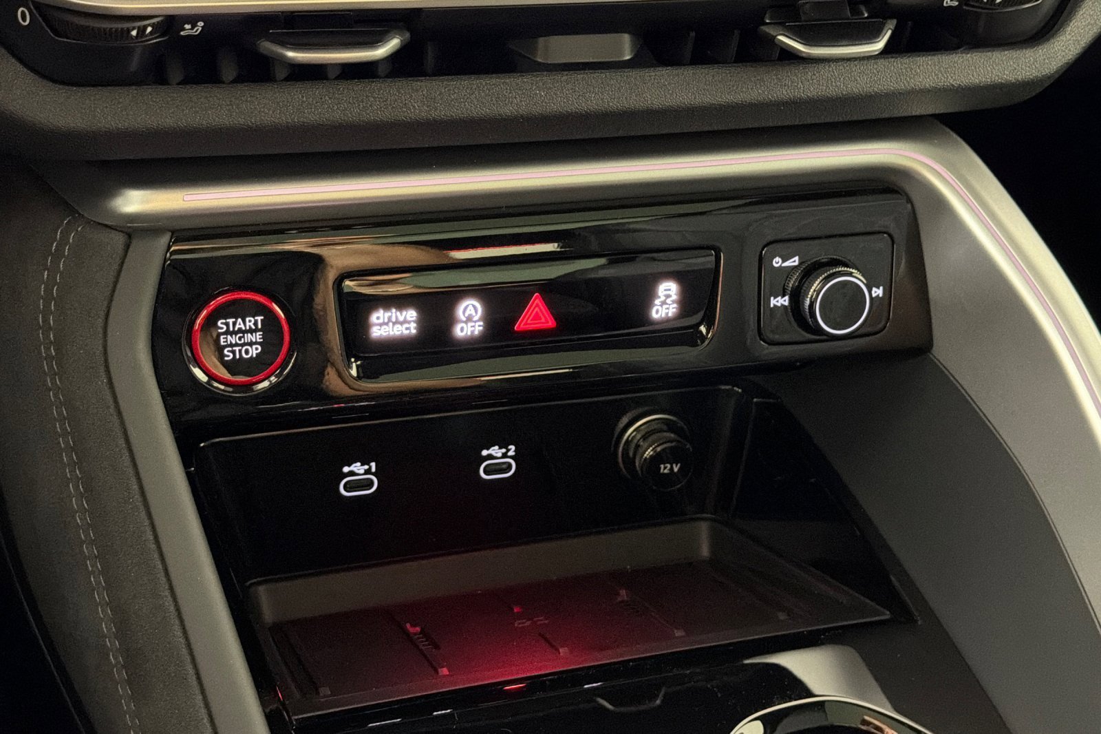 New 2025 Audi SQ5 Premium Plus image 20