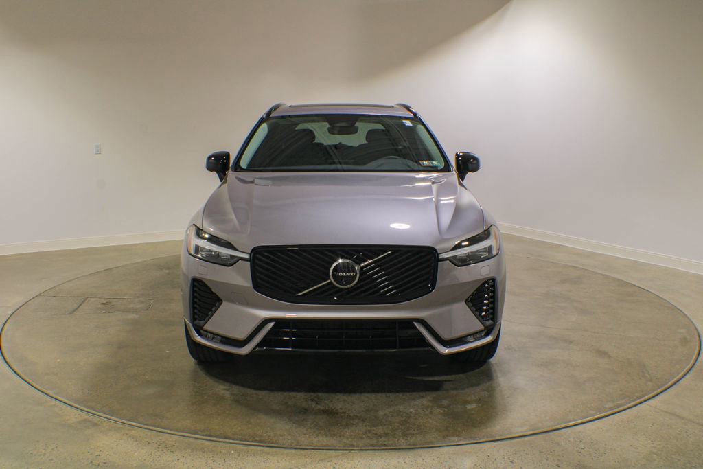 Used 2026 Volvo XC60 B5 Plus w/ Protection Package Premier AWD/4WD image 8