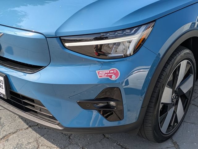 Certified 2023 Volvo XC40 Recharge Plus AWD/4WD image 9