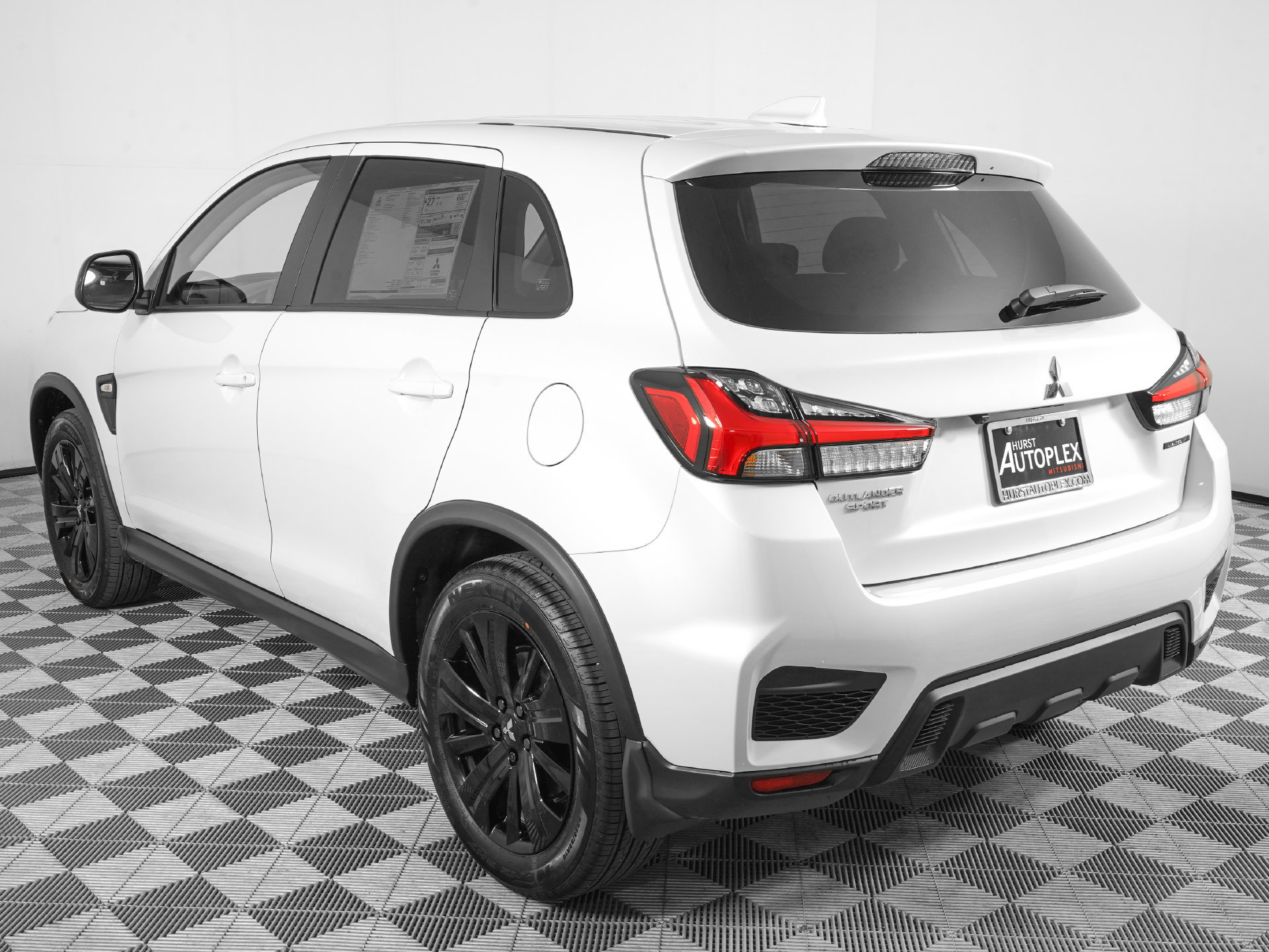 New 2027 Mitsubishi Outlander Sport LE FWD image 8