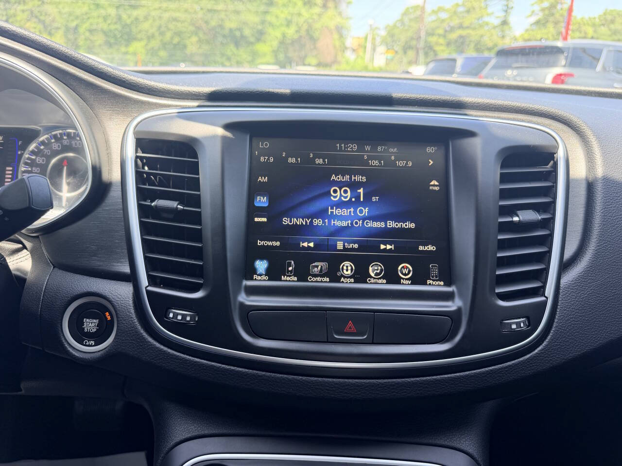 Used 2017 Chrysler 200 Limited Platinum w/ Comfort & Convenience Group FWD image 31