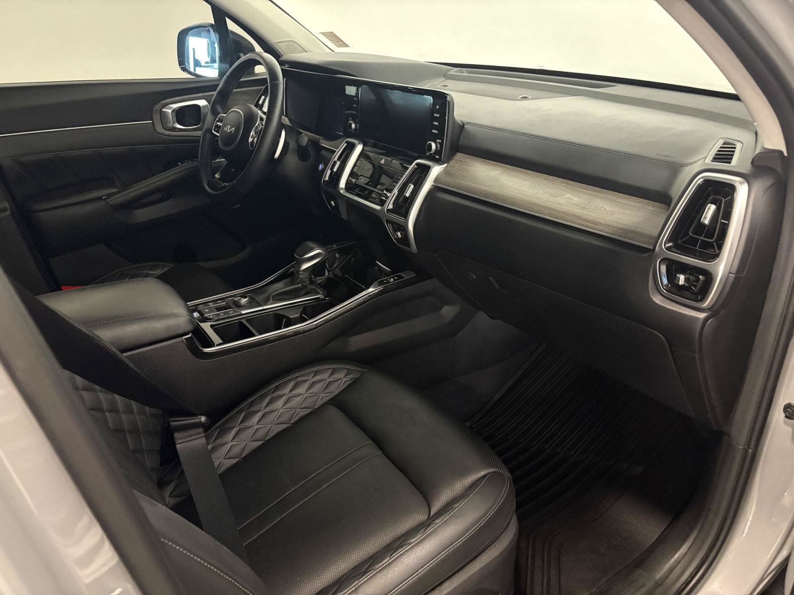 Used 2023 Kia Sorento SX Prestige AWD/4WD image 51