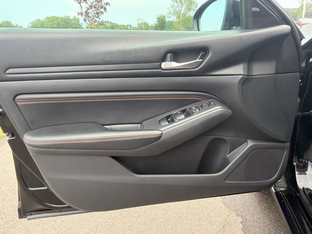 Used 2020 Nissan Altima 2.5 SR FWD image 18