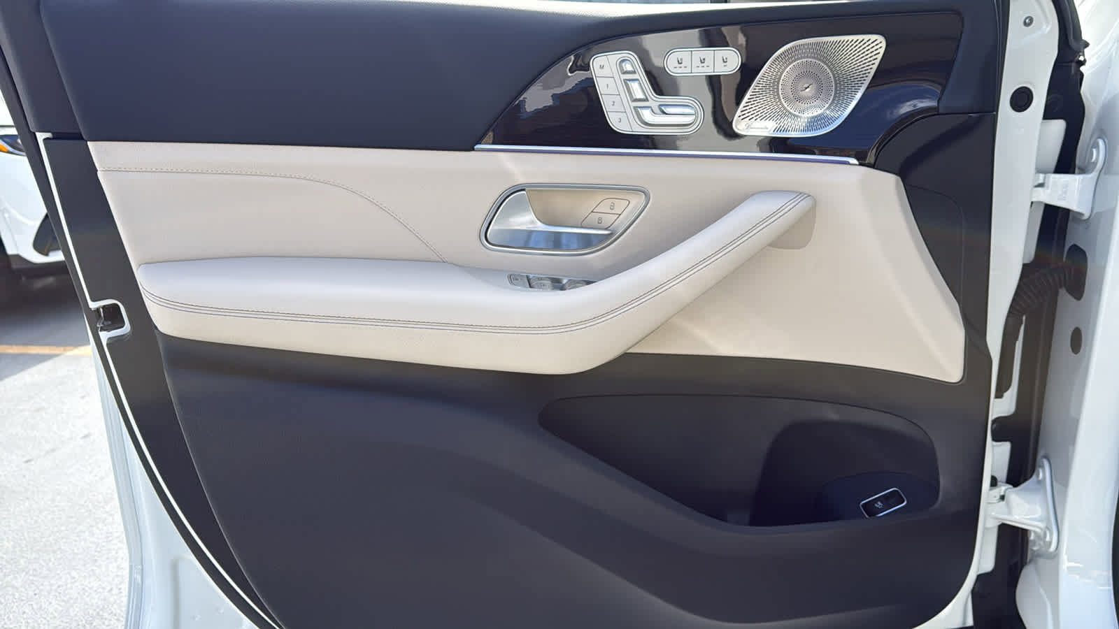 New 2026 Mercedes-Benz GLE 450 4MATIC image 16