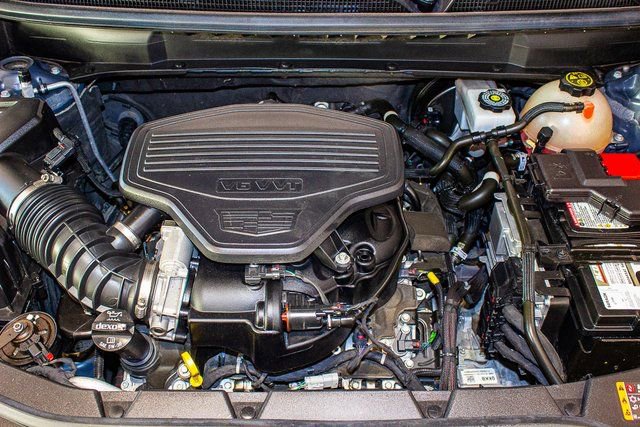 Used 2021 Cadillac XT5 Premium Luxury w/ LPO, Floor Liner Package image 3