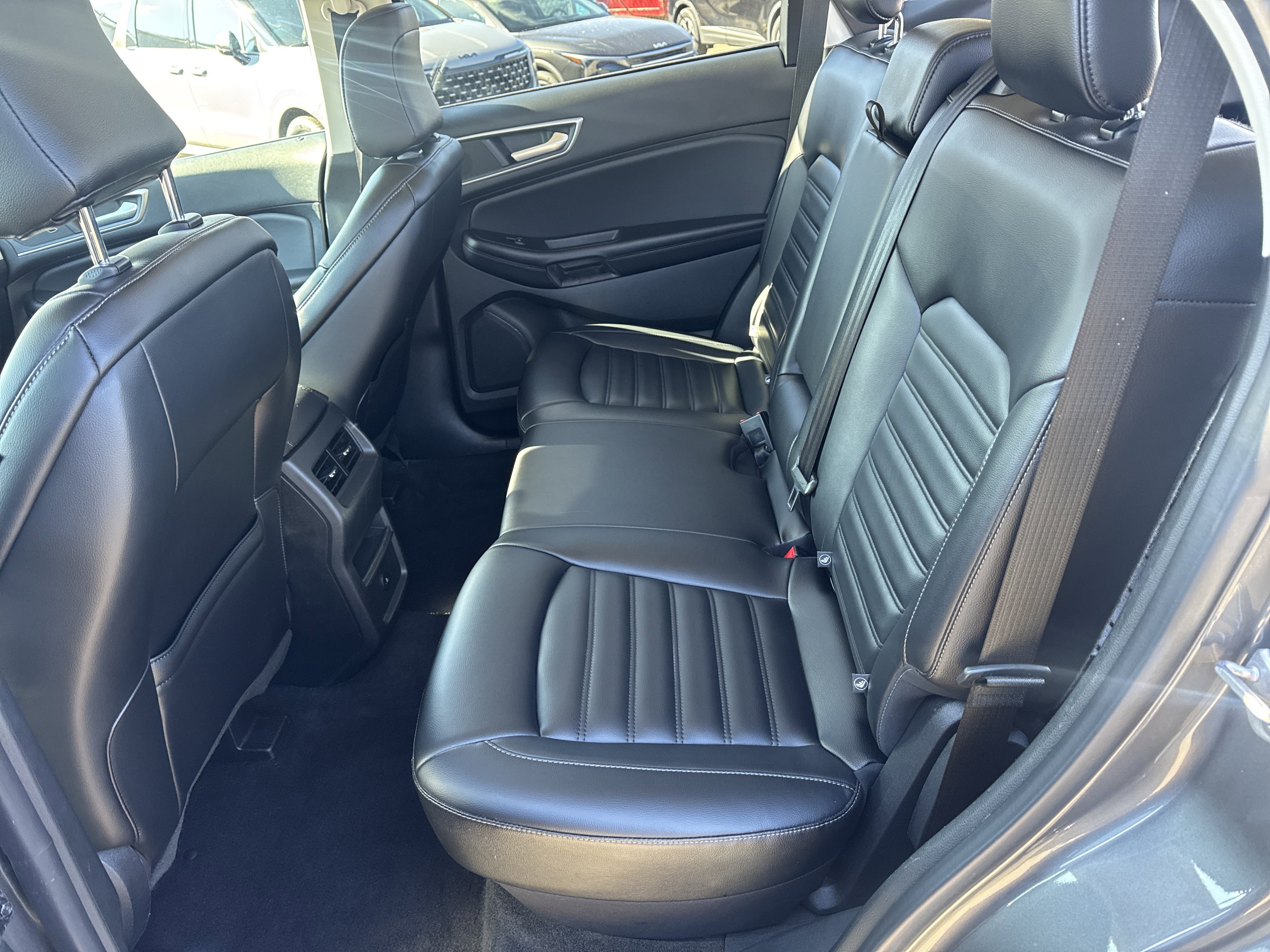 Used 2023 Ford Edge SEL image 20