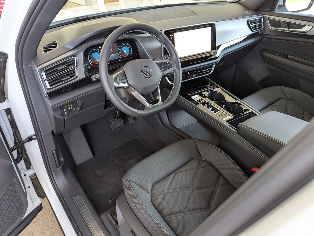 New 2026 Volkswagen Atlas Cross Sport SE image 11