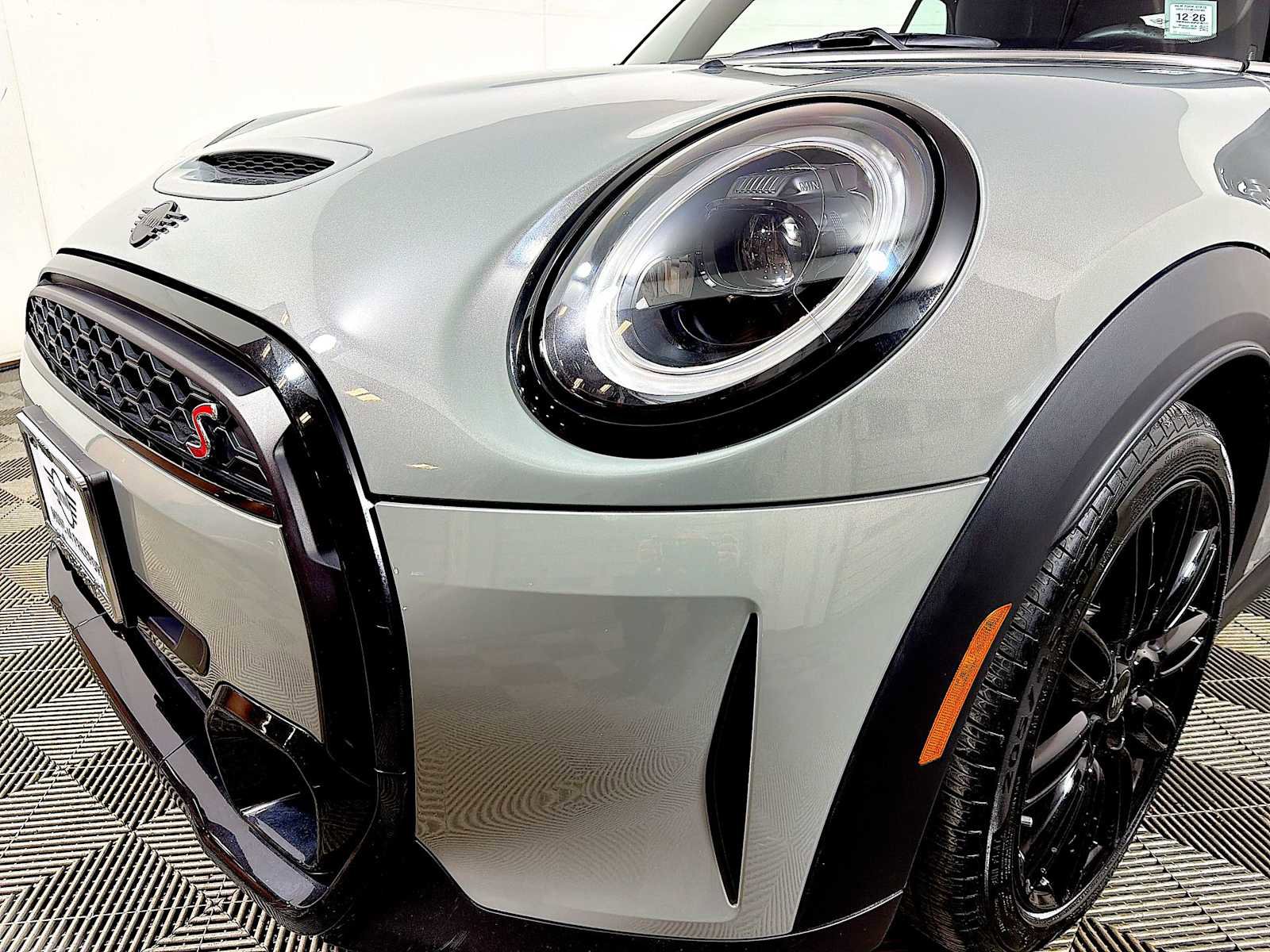 Used 2023 MINI Cooper S image 25