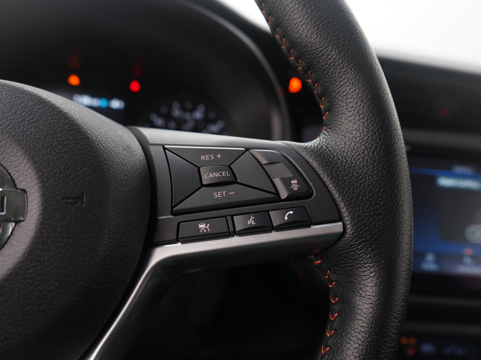 Used 2021 Nissan Kicks SR w/ SR Premium Package image 24