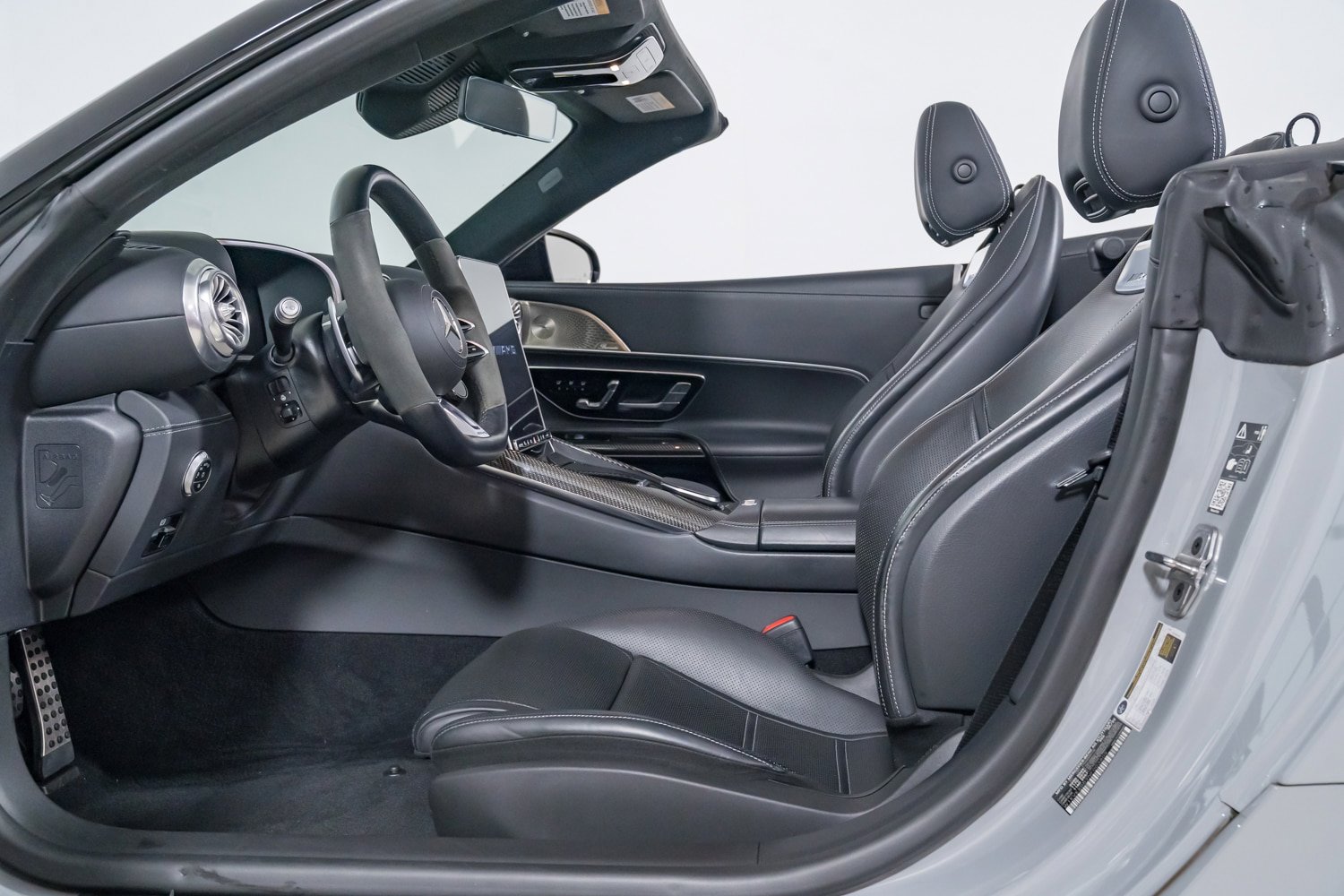 Used 2022 Mercedes-Benz SL 63 AMG 4MATIC image 27