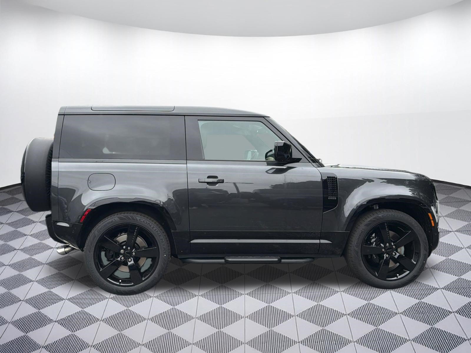 New 2026 Land Rover Defender 90 V8 AWD/4WD image 8