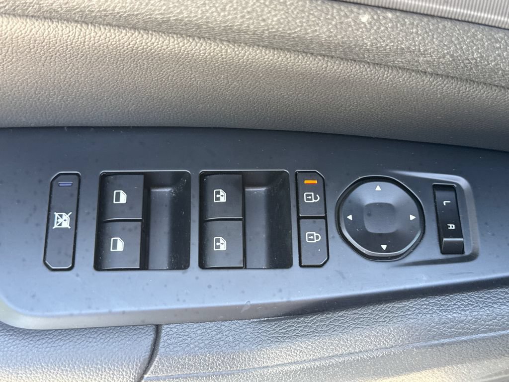 Used 2026 Kia Sportage EX w/ EX Panorama Roof Package FWD image 14
