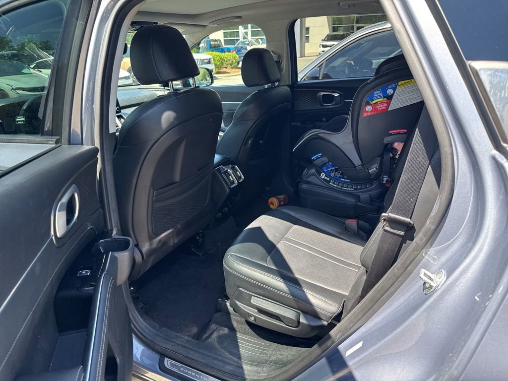 Used 2021 Kia Sorento SX image 6
