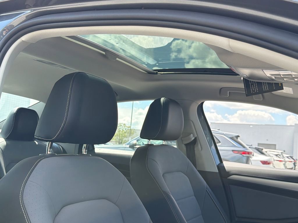 New 2026 Volkswagen Jetta SE image 6