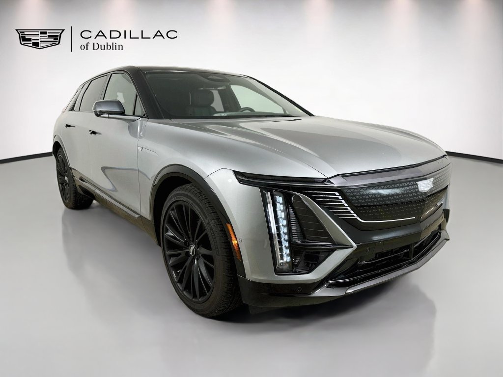 Certified 2026 Cadillac Lyriq Sport w/ LPO, ONYX Package AWD/4WD image 3