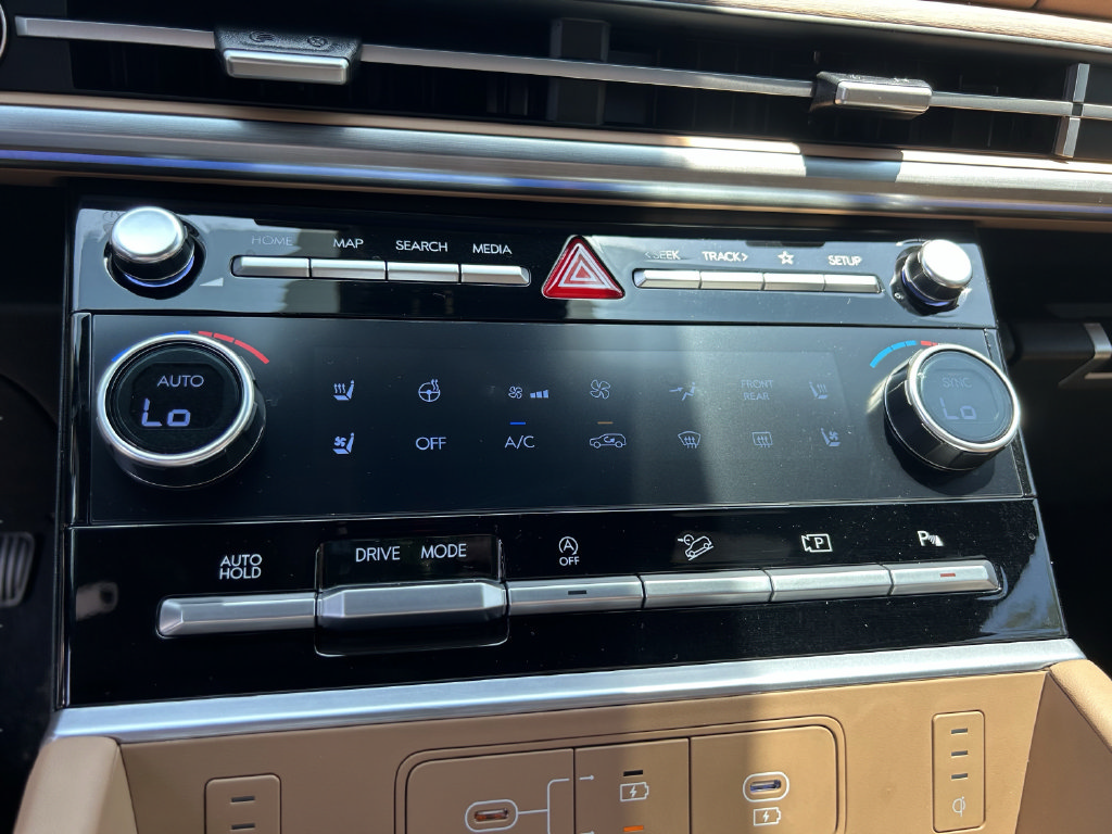 New 2026 Hyundai Santa Fe Calligraphy FWD image 29
