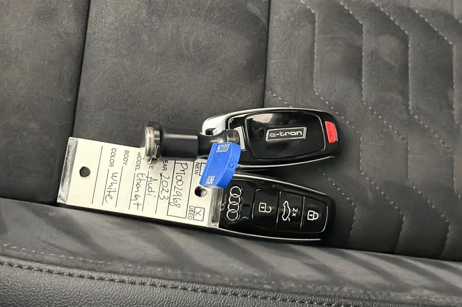 Used 2023 Audi e-tron GT Prestige w/ Prestige Package image 24