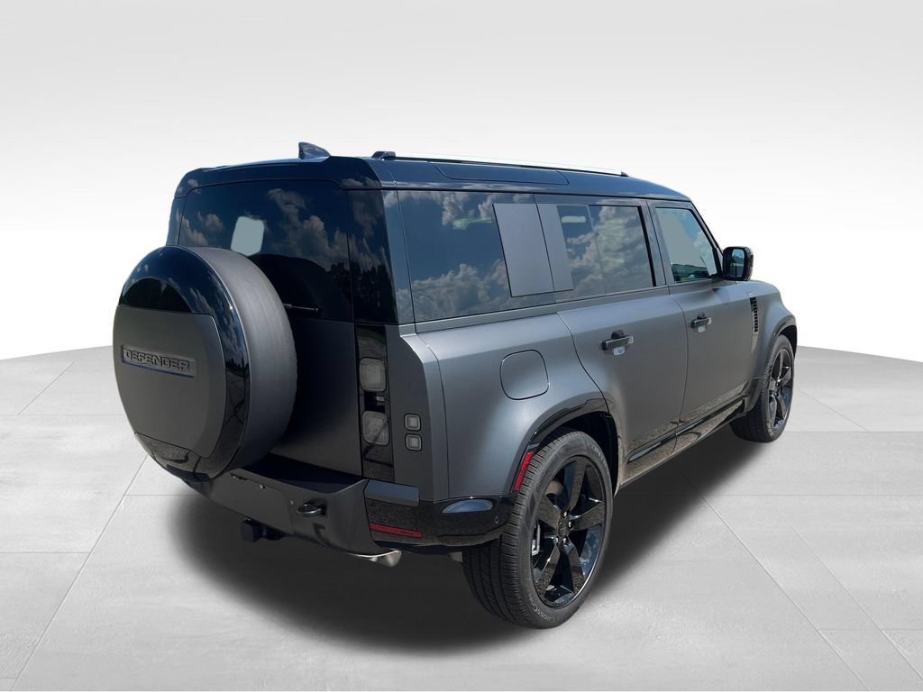 New 2026 Land Rover Defender 110 X-Dynamic SE AWD/4WD image 5