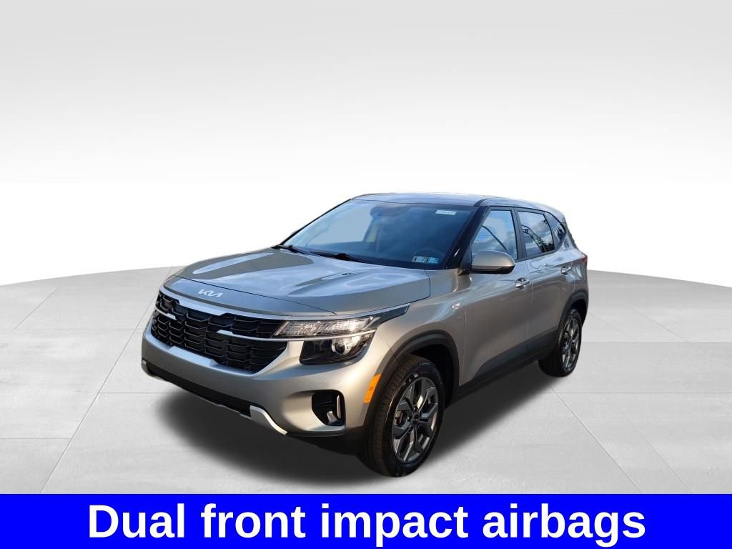 Used 2025 Kia Seltos LX image 17