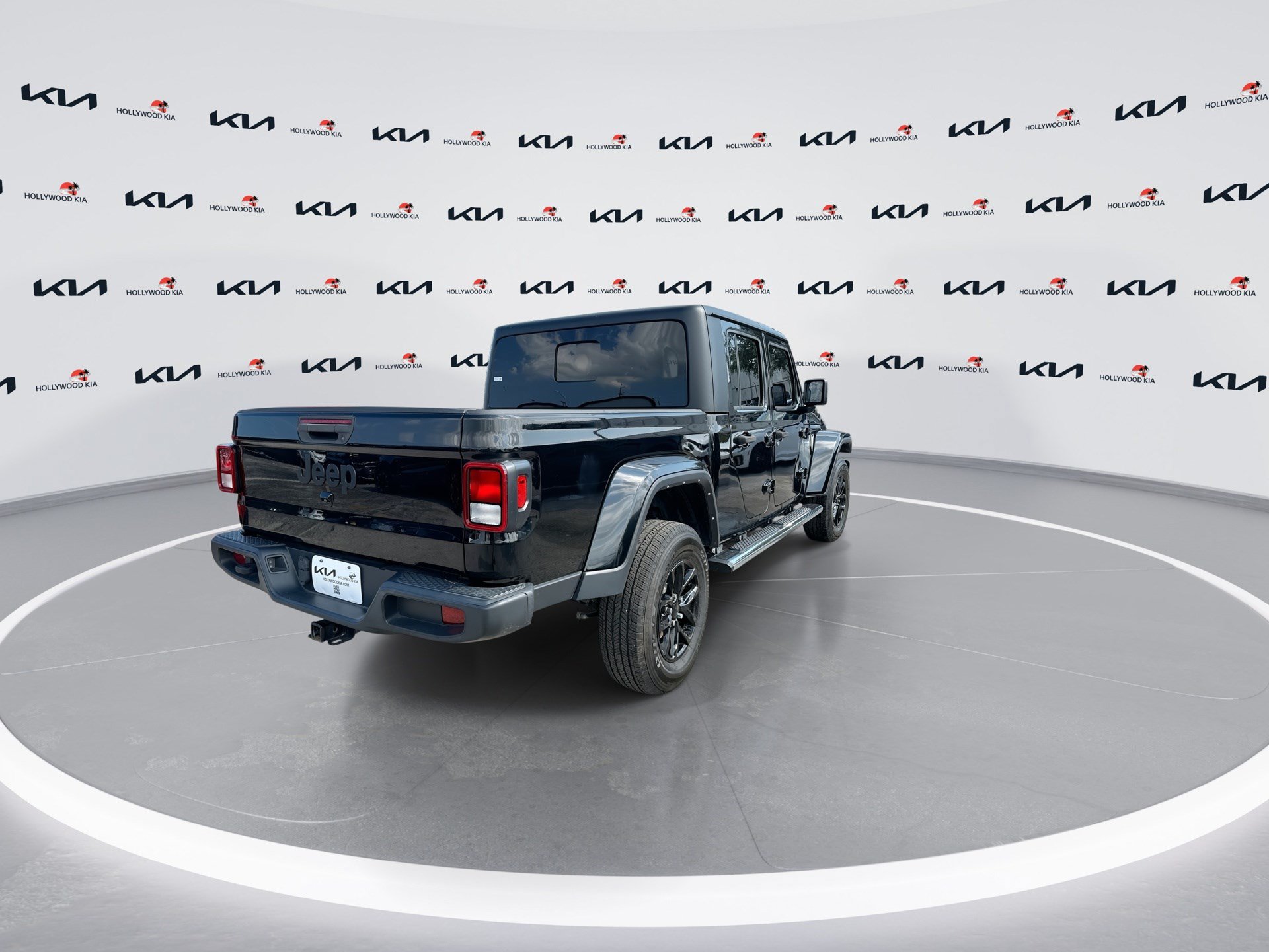 Used 2022 Jeep Gladiator Sport AWD/4WD image 8