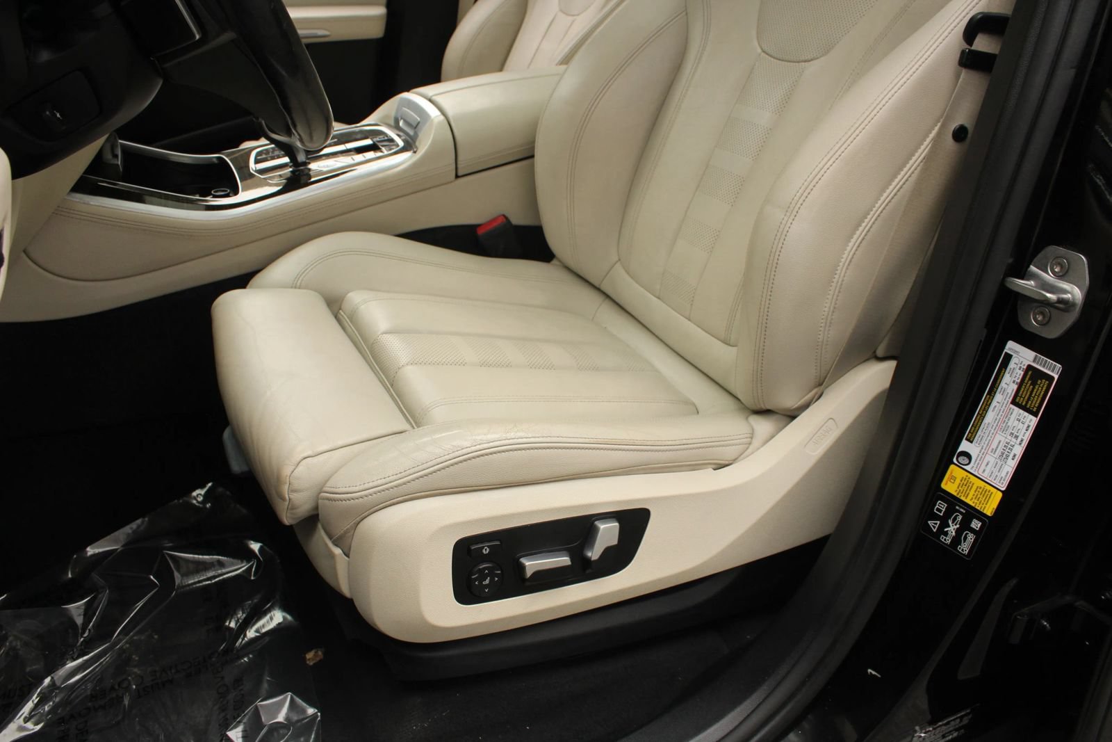 Used 2019 BMW X5 xDrive40i w/ Premium Package 2 AWD/4WD image 18