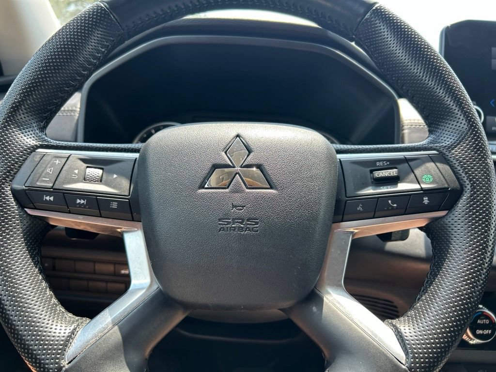 Used 2024 Mitsubishi Outlander SE FWD image 23
