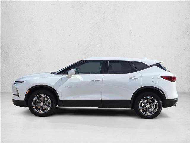 Used 2025 Chevrolet Blazer LT AWD/4WD image 9