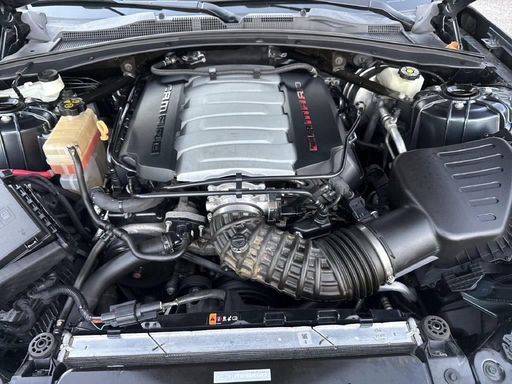 Used 2021 Chevrolet Camaro LT w/ RS Package RWD image 17