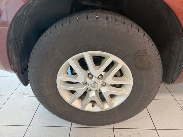 Used 2016 Nissan Frontier SV image 11