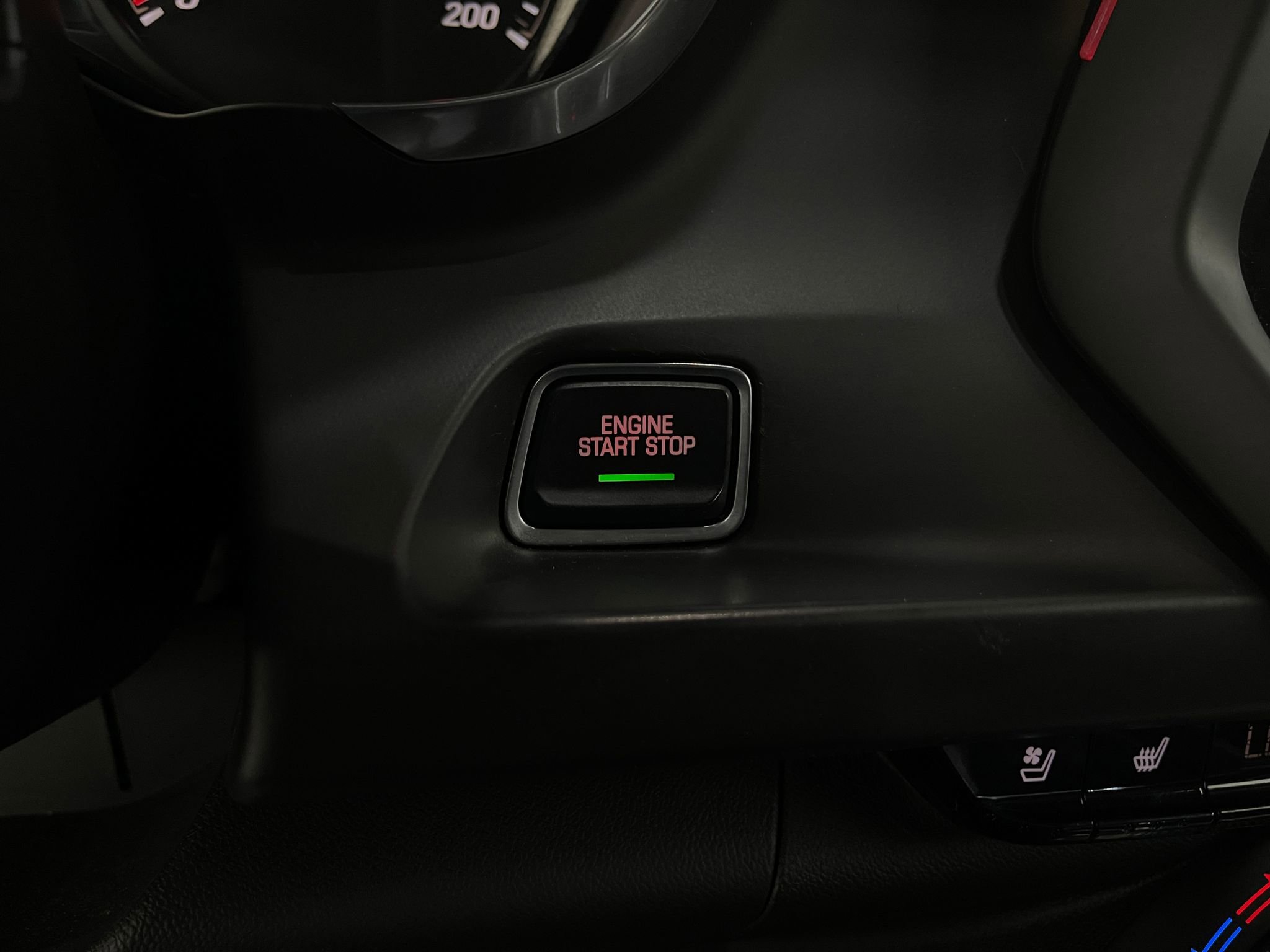 Used 2017 Chevrolet Camaro SS image 18