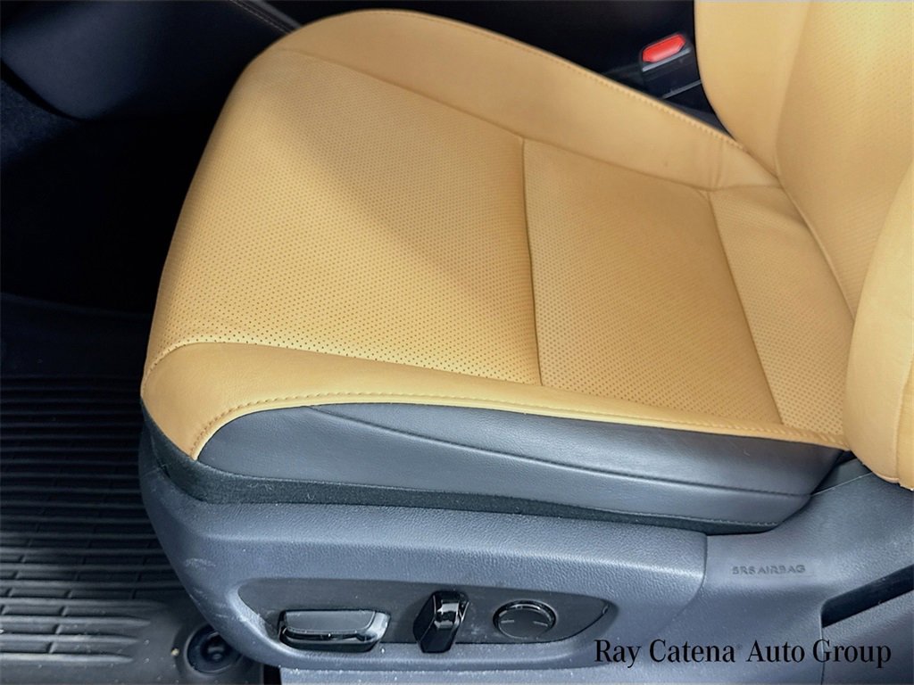 Certified 2023 Lexus ES 350 w/ Premium Package image 20