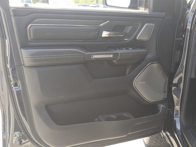 Used 2019 RAM 1500 Limited RWD image 9