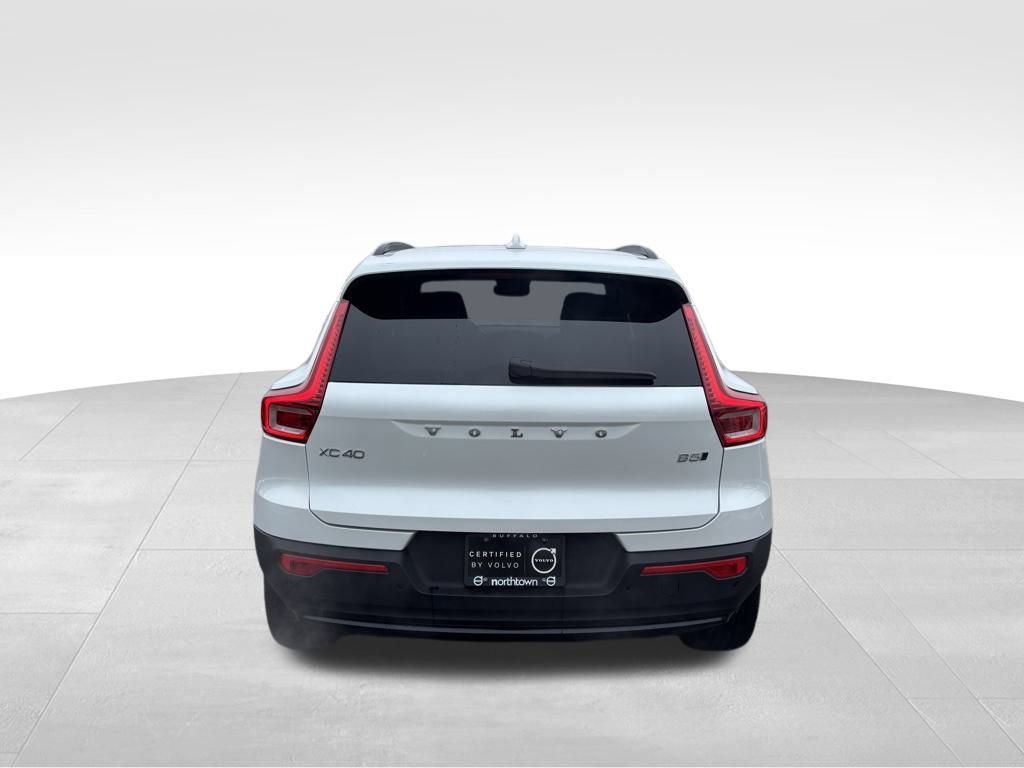 Certified 2026 Volvo XC40 B5 Plus w/ Protection Package Premier AWD/4WD image 35