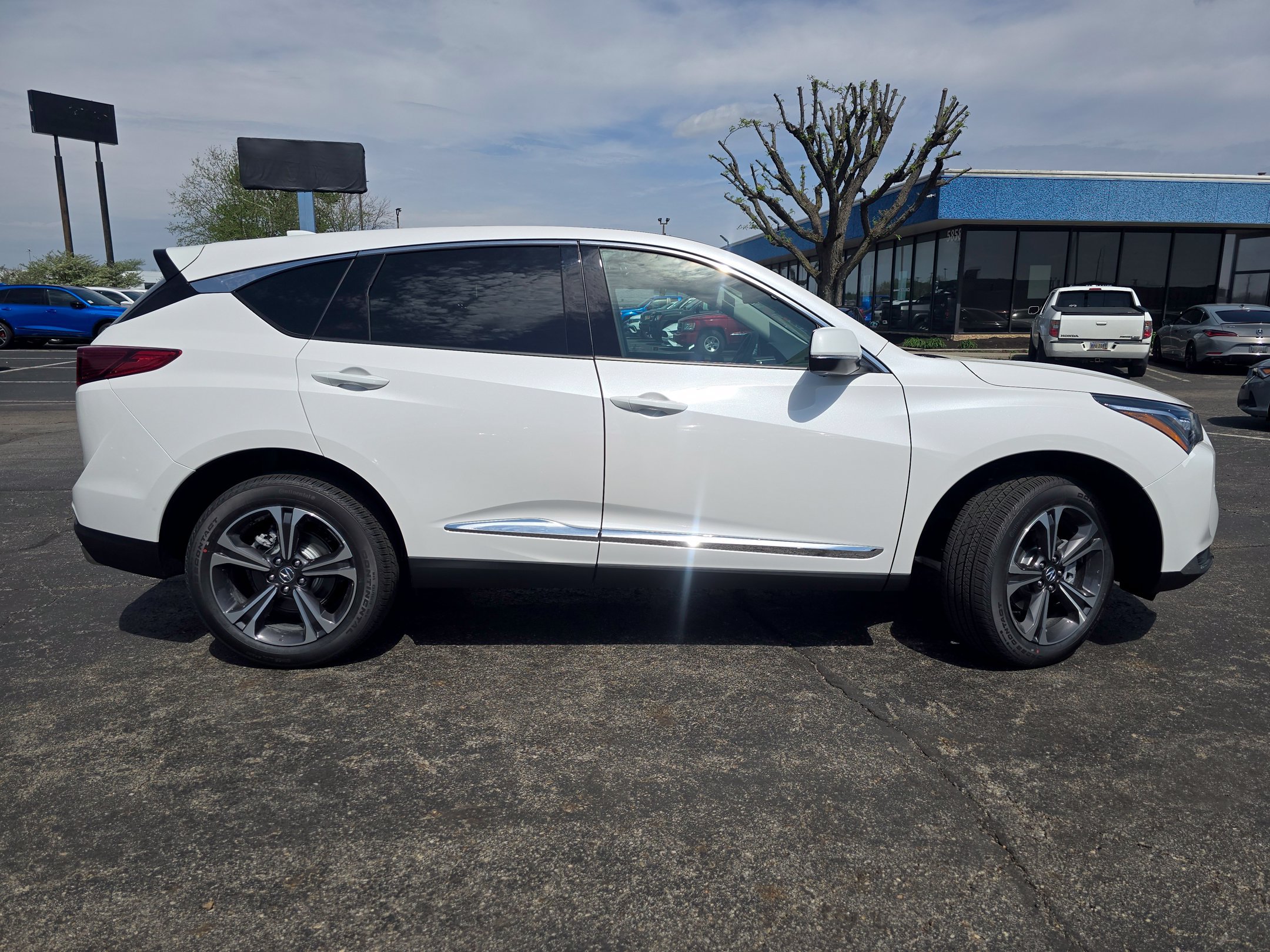 New 2026 Acura RDX w/ Technology Package AWD/4WD image 4