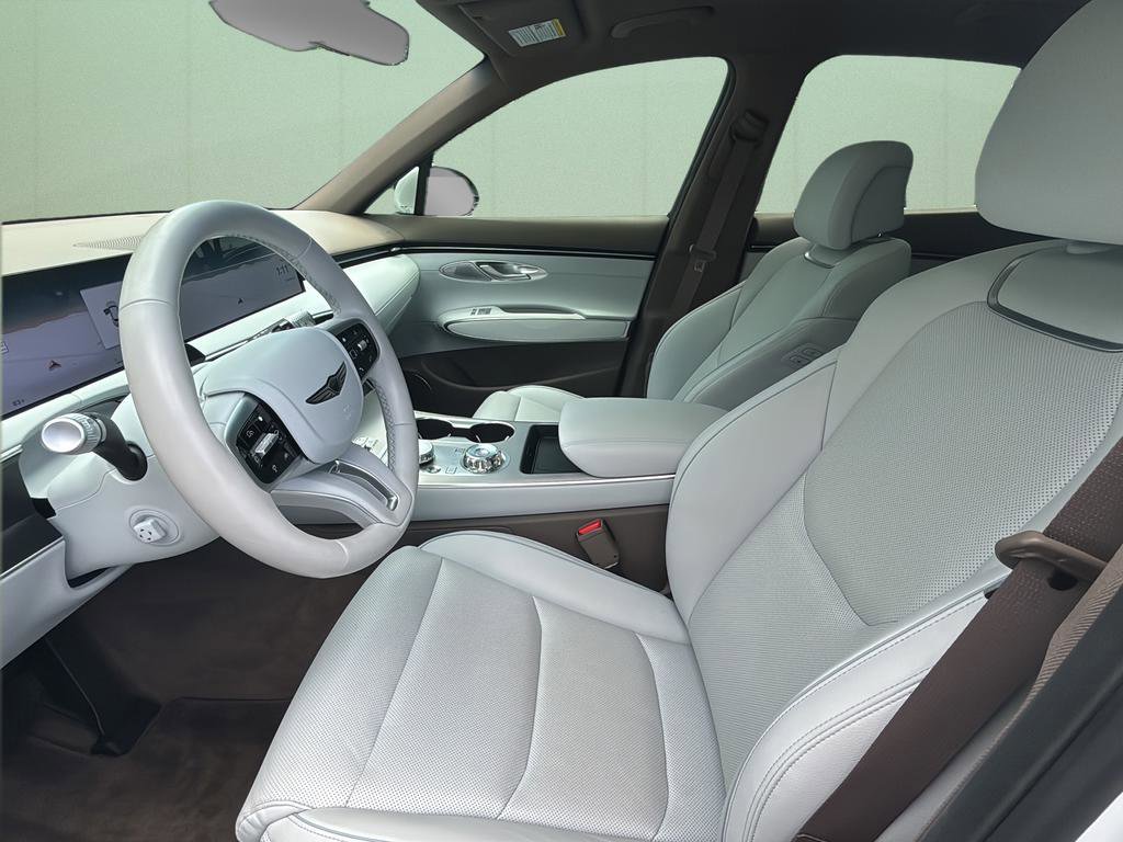 Certified 2026 Genesis GV70 2.5T Advanced AWD/4WD image 19