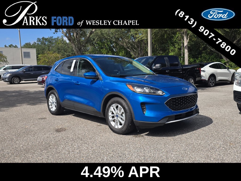 Used 2020 Ford Escape SE FWD image 1