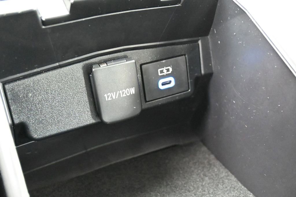 Used 2022 Toyota Corolla LE FWD image 13