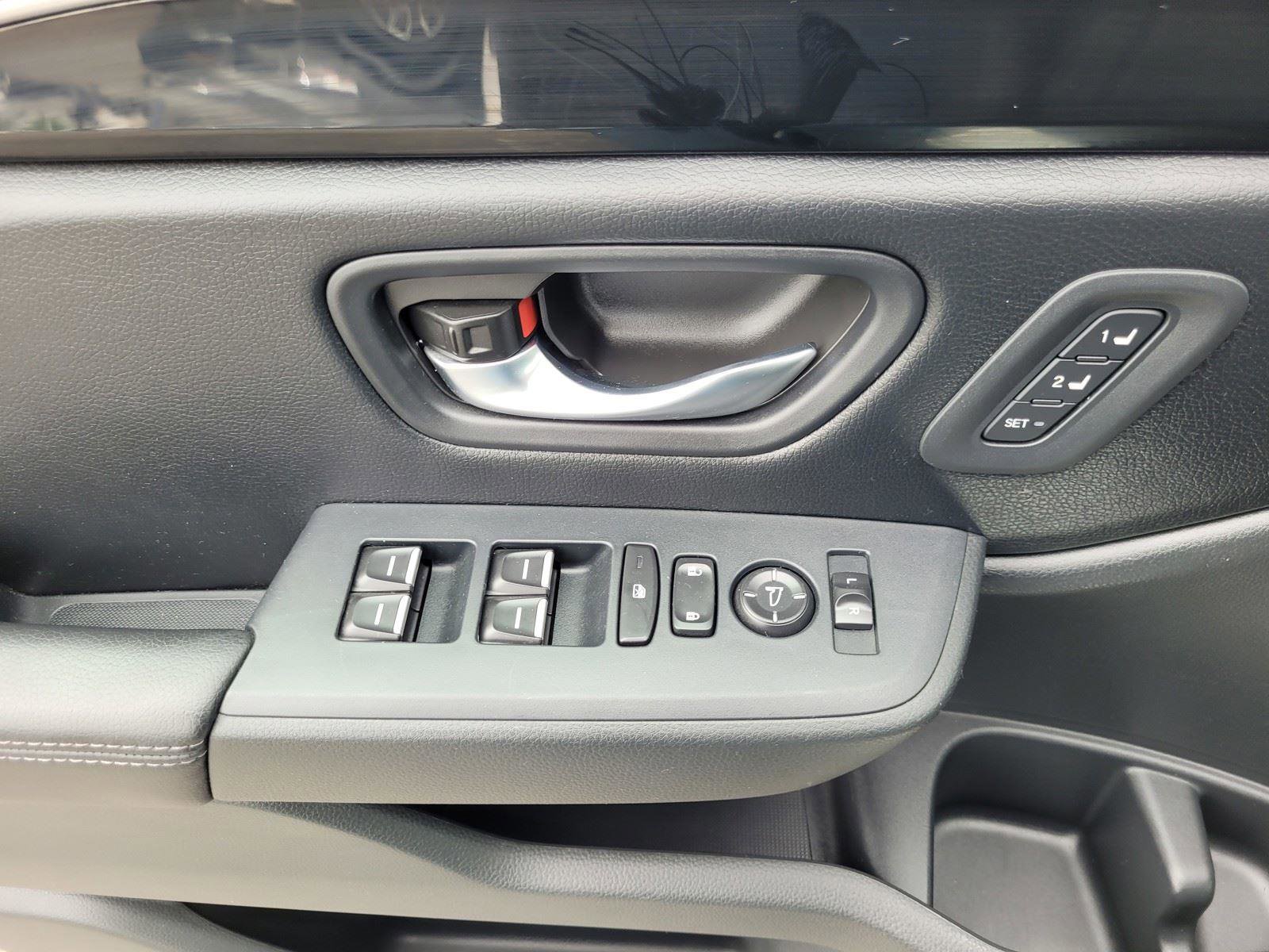 Used 2024 Honda Pilot EX-L image 23