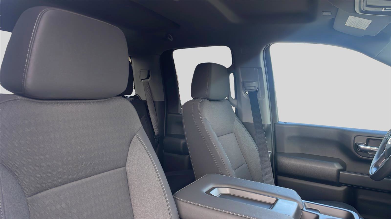 New 2026 GMC Sierra 2500 Pro w/ Convenience Package image 22