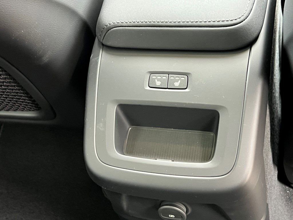 New 2026 Volvo XC60 T8 Core w/ Climate Package image 12