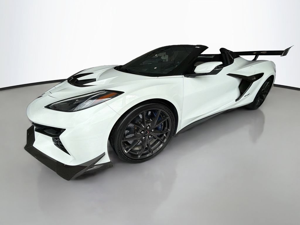 Used 2025 Chevrolet Corvette ZR1 w/ ZR1 Carbon Fiber Aero Package RWD image 4