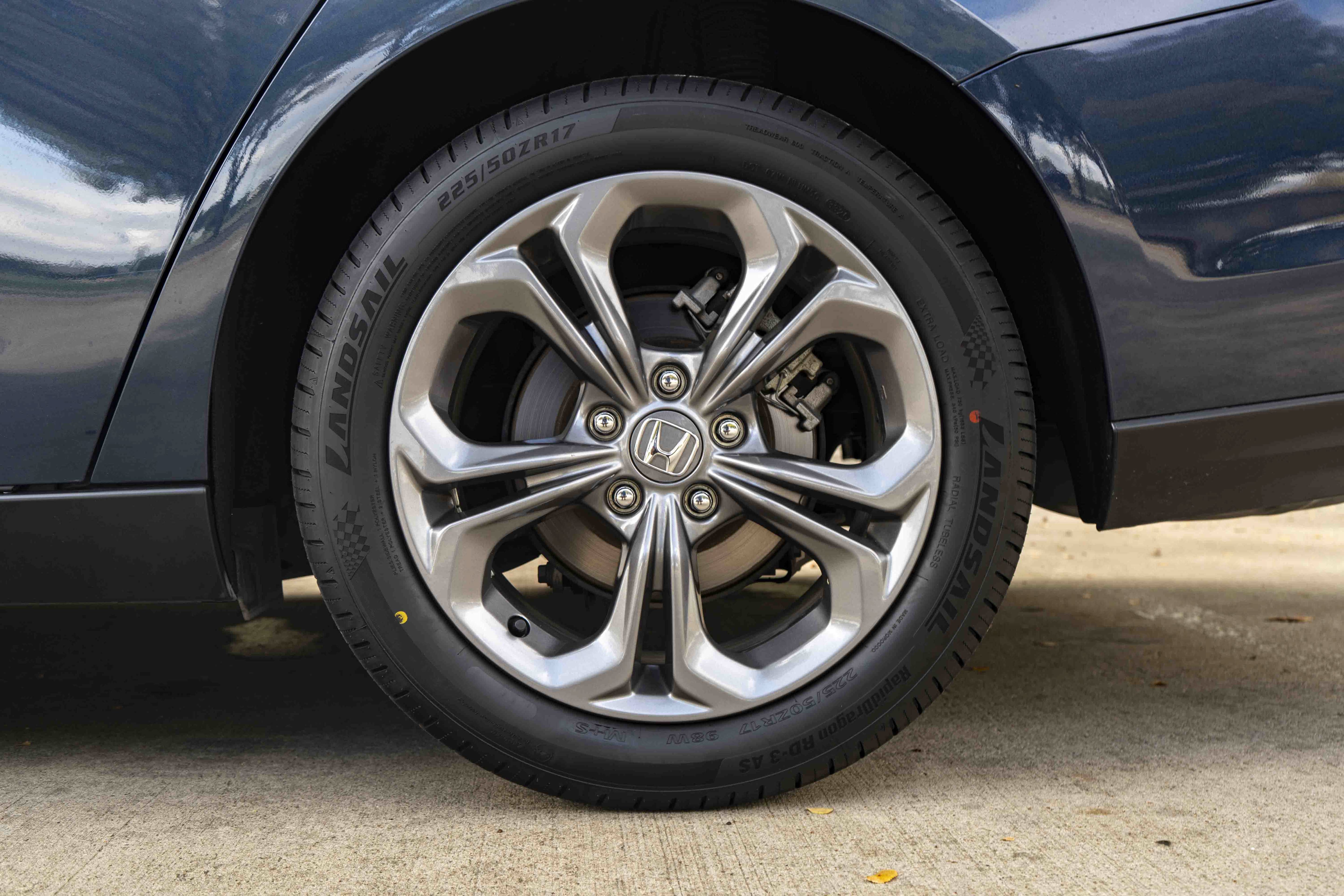 Certified 2024 Honda Accord EX image 14